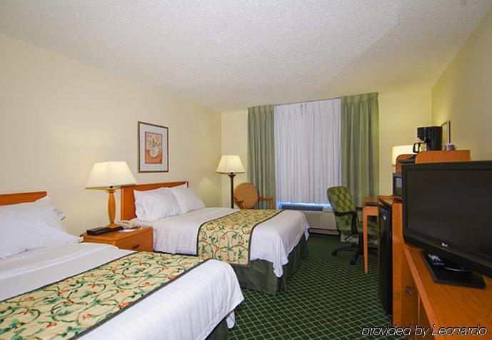 Hotel Red Roof &